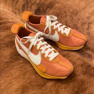 Nike moon racer in orange/yellow